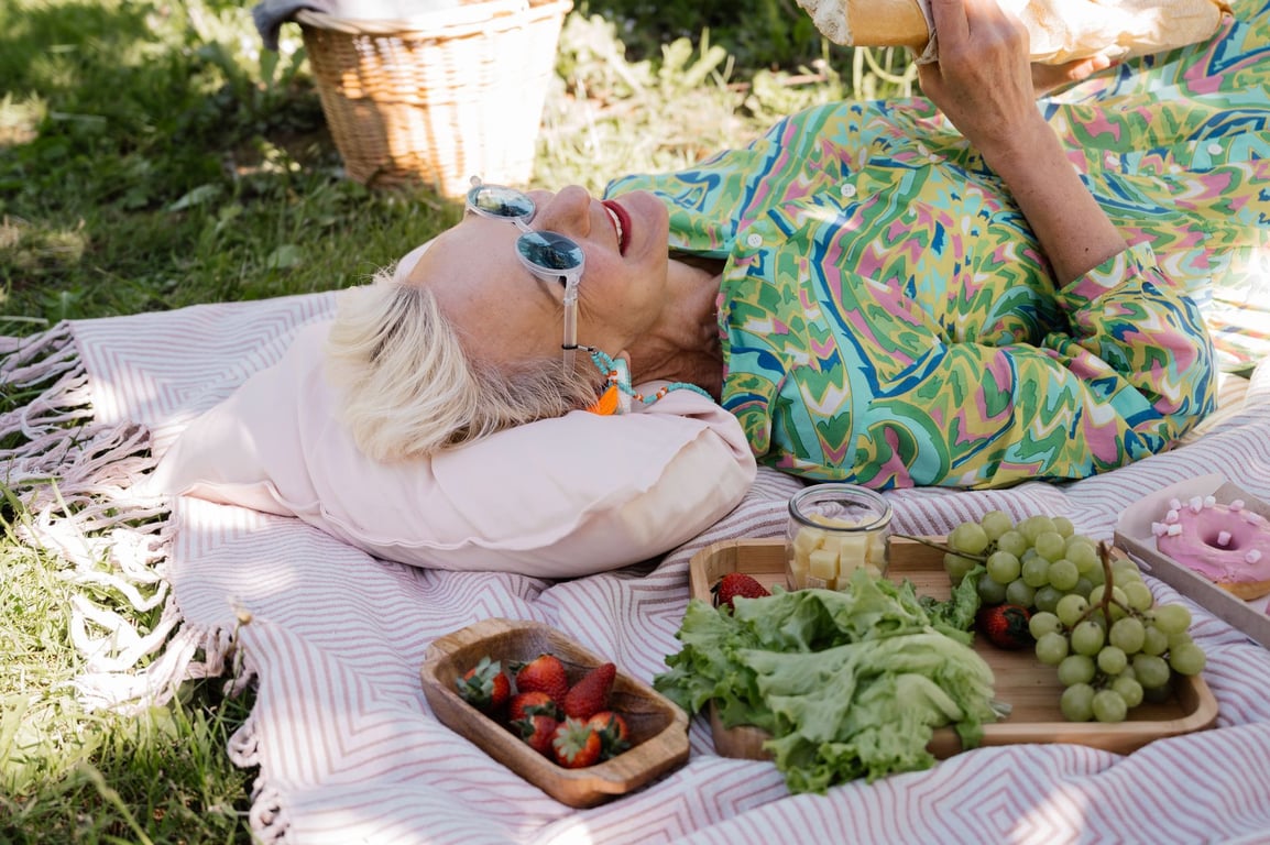 Healthy Diet for Elderly Adults: Practical Nutrition for Independent Living