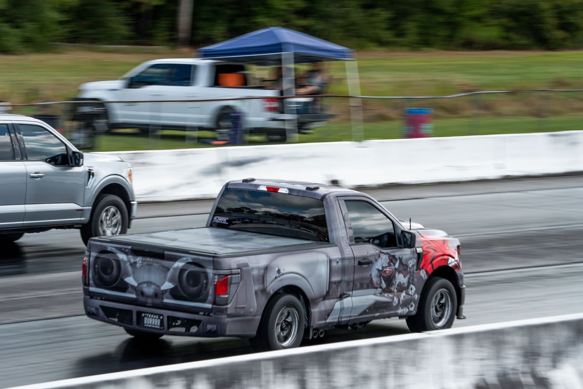 LEER DCC Truck Cap: A Practical Choice for Secure Work-Truck Storage