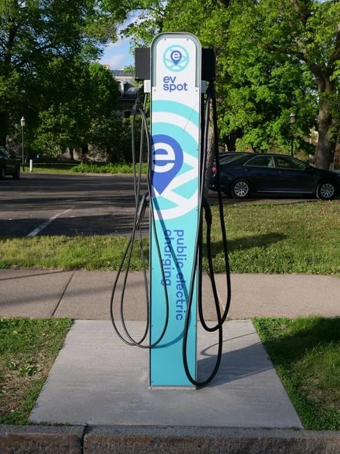 Image describing How to Find the Best DC Fast Charger Near Me Now (2026)