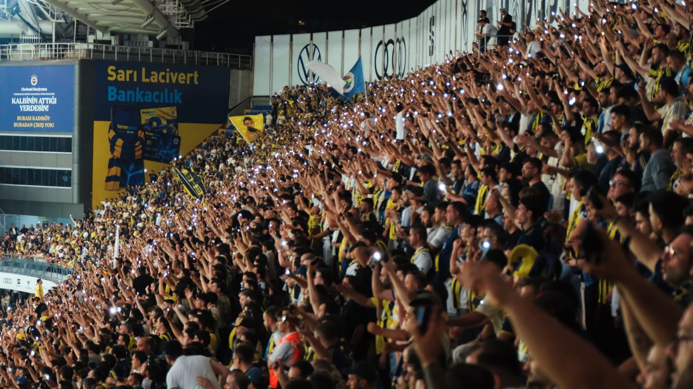 World Cup Match Day: A Fan’s Guide to Stadium Travel, Atmosphere, and Planning