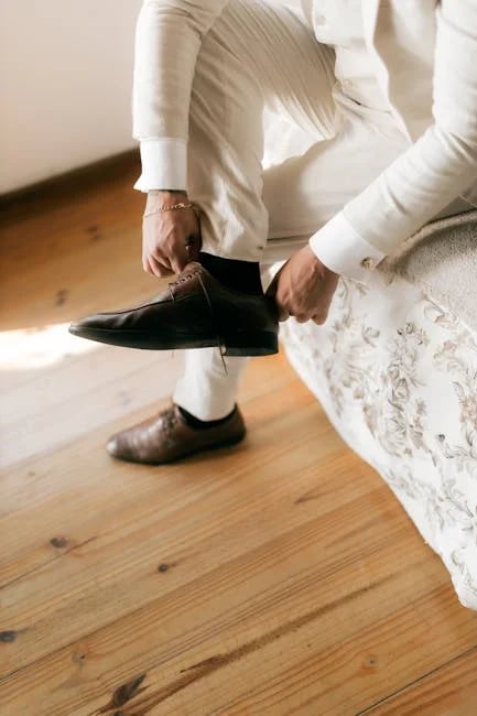 Image describing 10 Best Capsule Wardrobe Hacks for Men in 2025