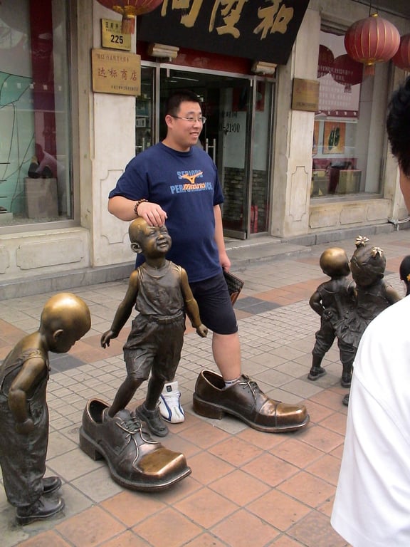 hiking boots fitting