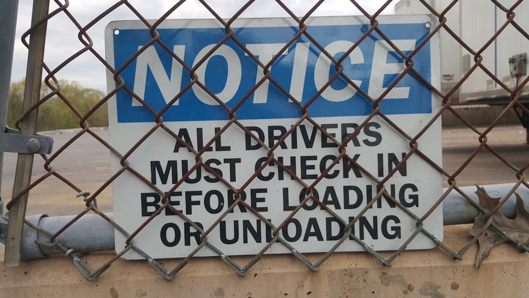 DOT Laws for Trailers: The Safety Rules Every Towing Owner Should Know