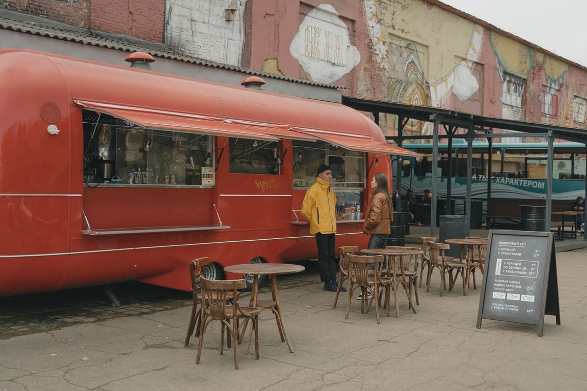 Food Trailer Builders Near Me: How to Choose the Right Local Partner