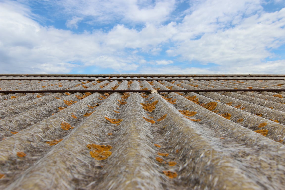 Tesla solar panels roof