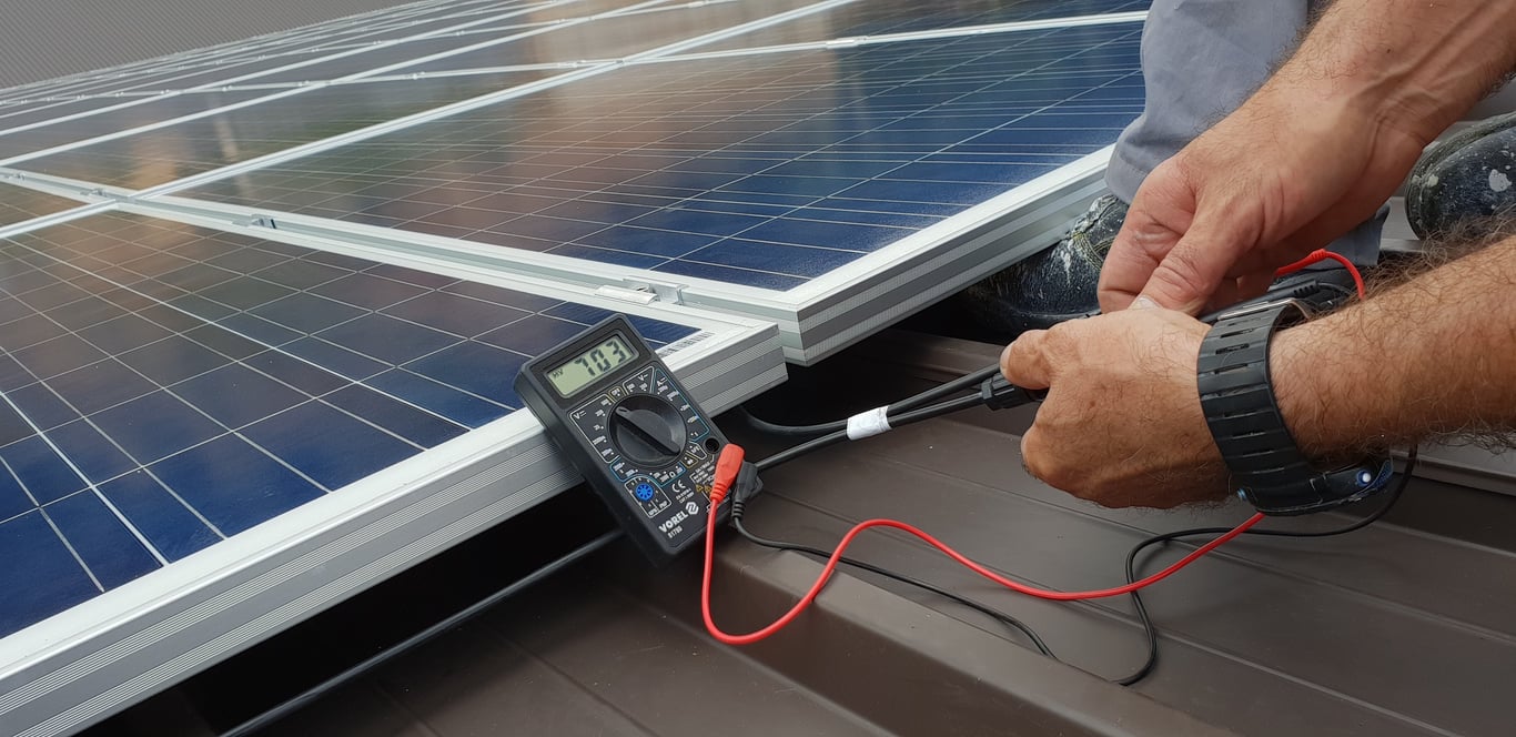 HVAC installation technician