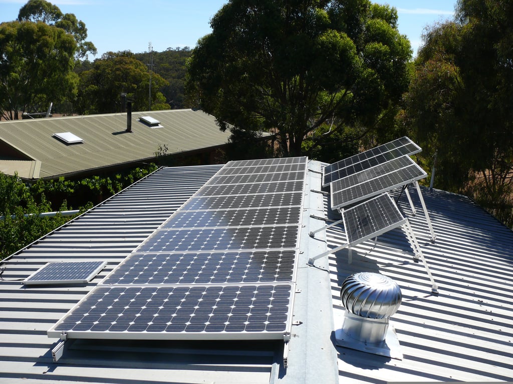 metal roof installation
