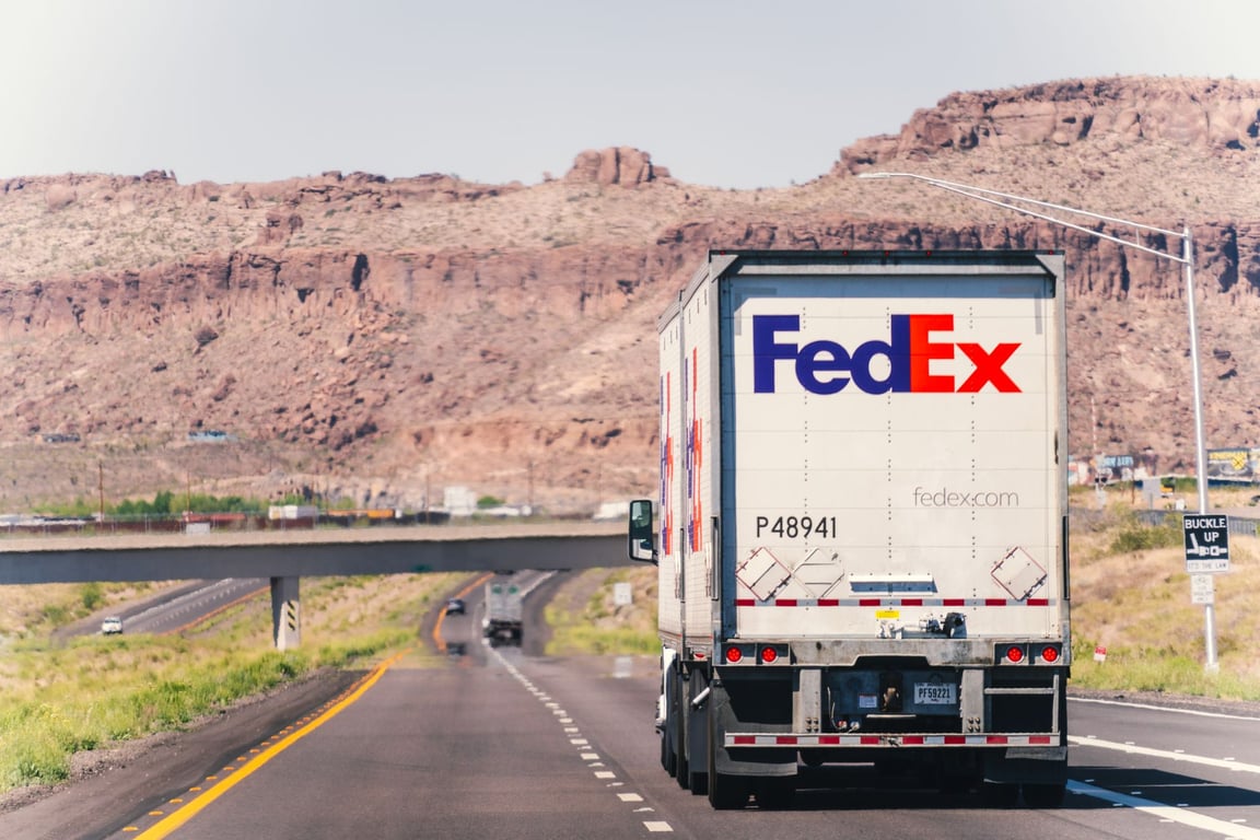 Penske Semi Truck Rental Prices: Costs, Fees, and Budgeting Factors
