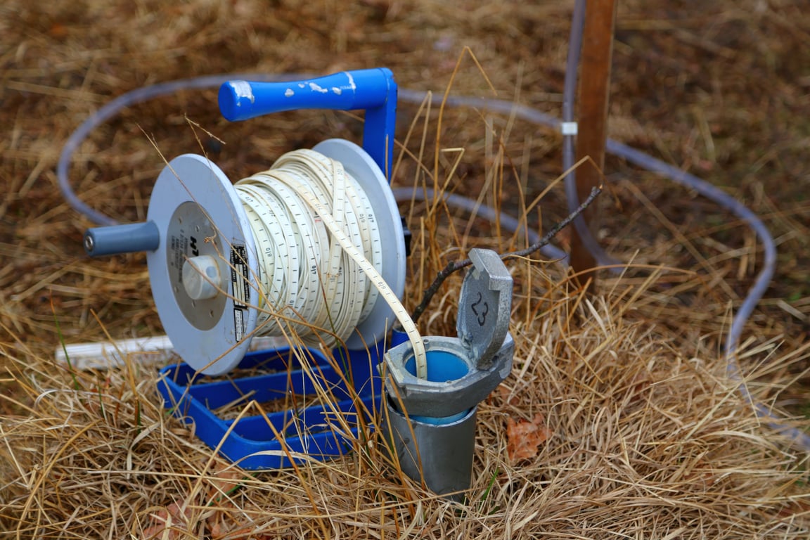 tire tread depth gauge