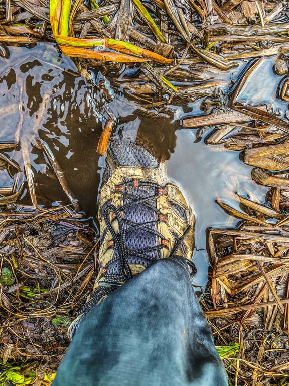 hiking boots fitting