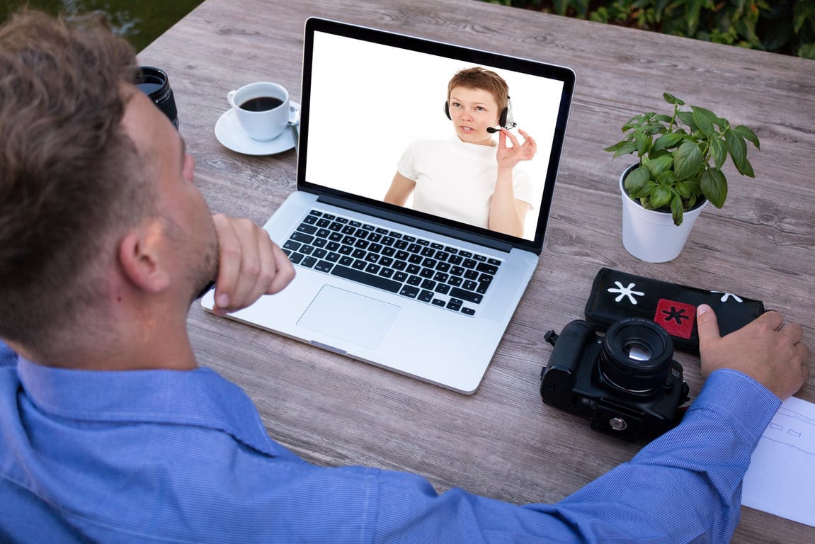 online student laptop