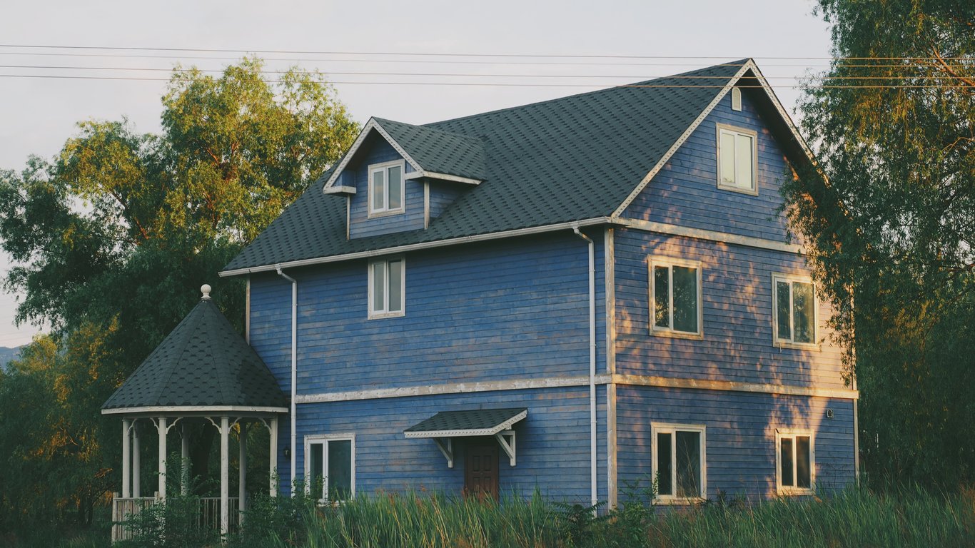 residential roof installation