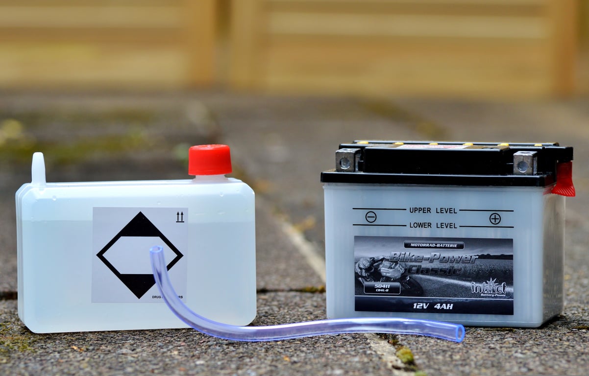 BMW battery terminal