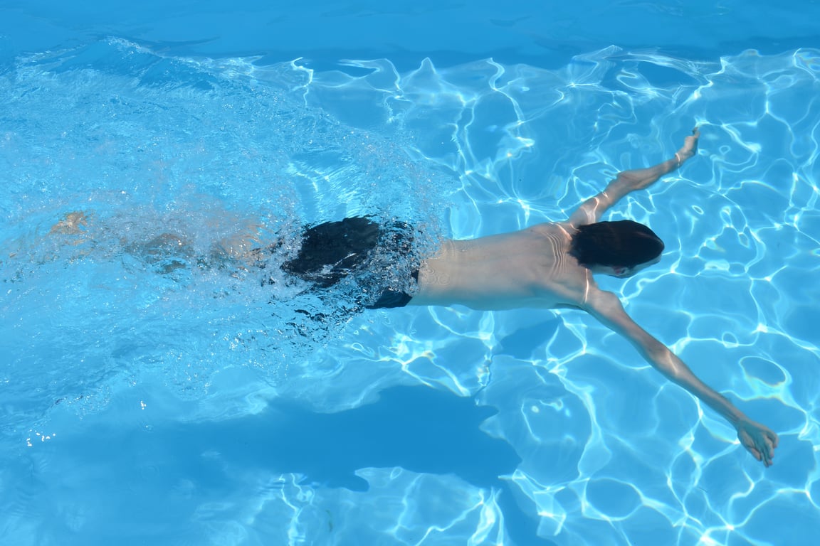 swimming pool maintenance technician