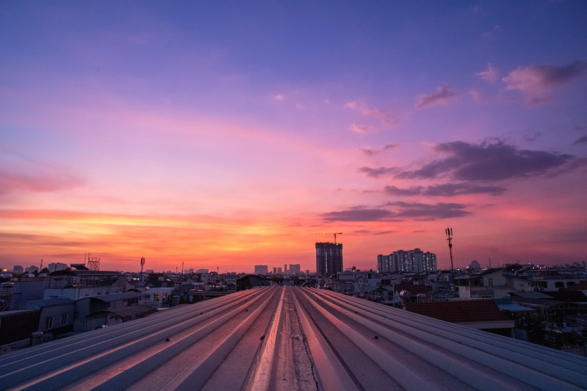 rooftop solar panel technician