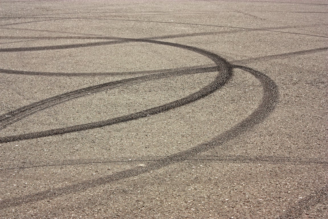 car tire tread wear