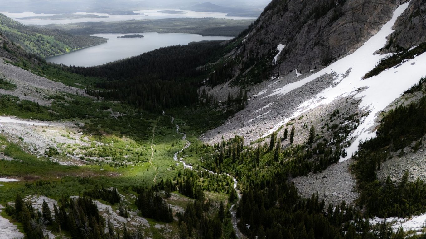 NOLS Wilderness First Aid: Practical Skills for Remote Outdoor Emergencies