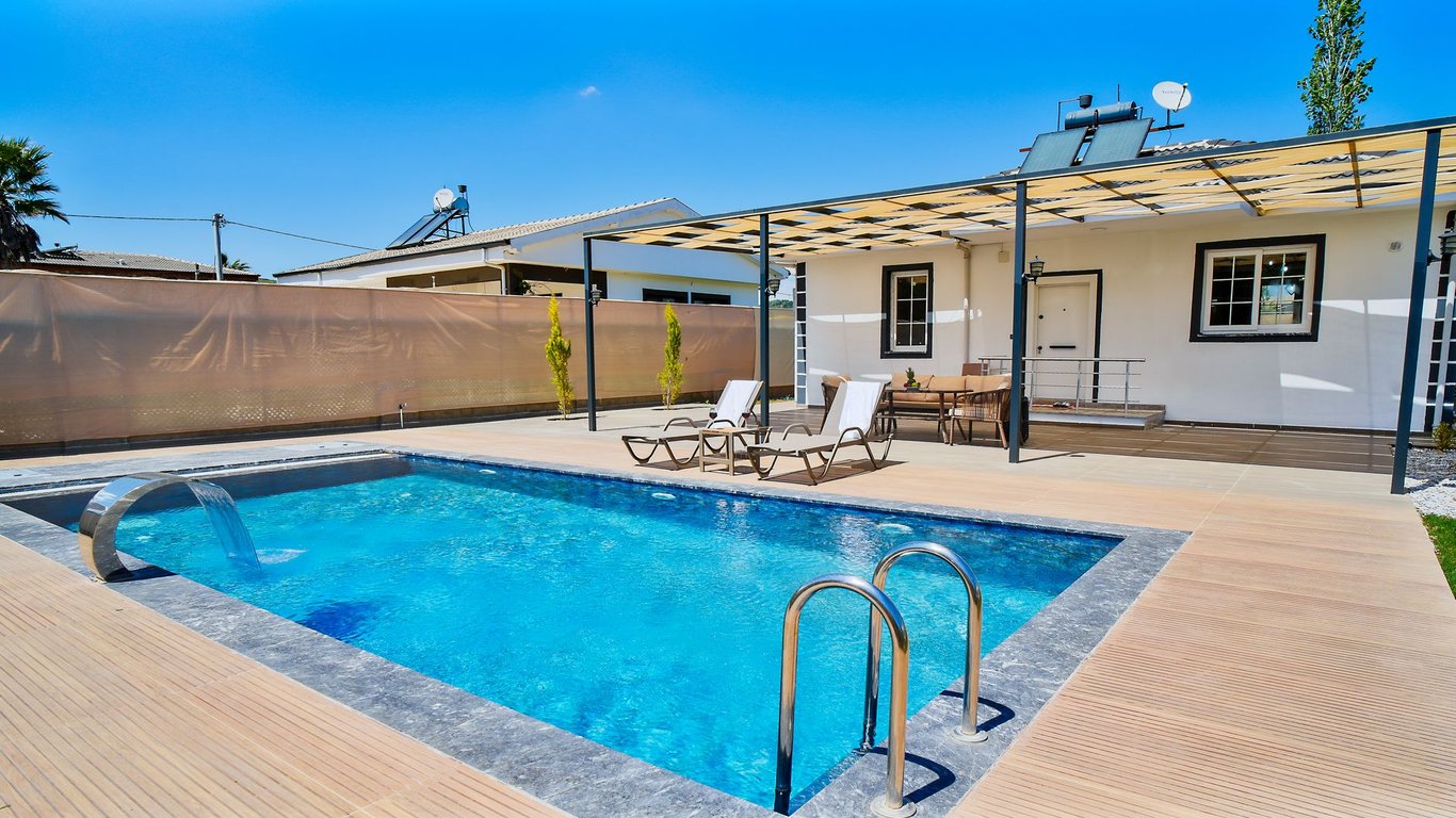 Swim Spa Manufacturers: How to Compare Build Quality, Features, and Long-Term Value