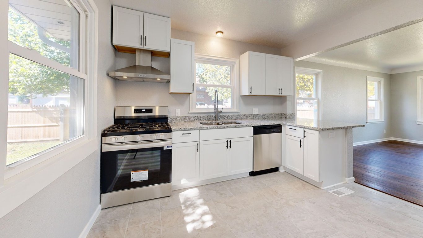 Kitchen and Bathroom Renovations: Plan Costs, Materials, and Contractors Before You Start