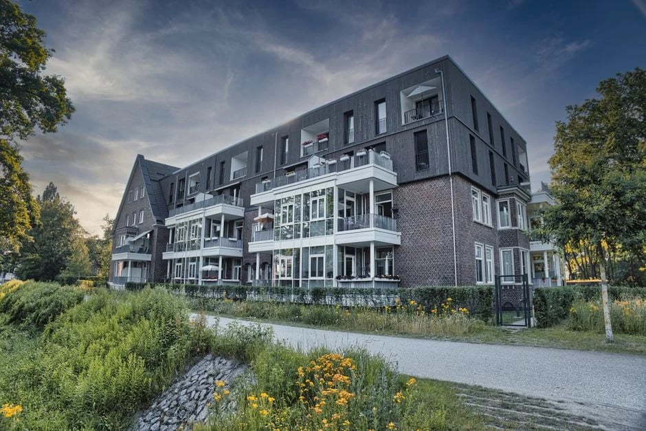 Image describing How to Profit Fast in Multifamily Housing Investment 2026?