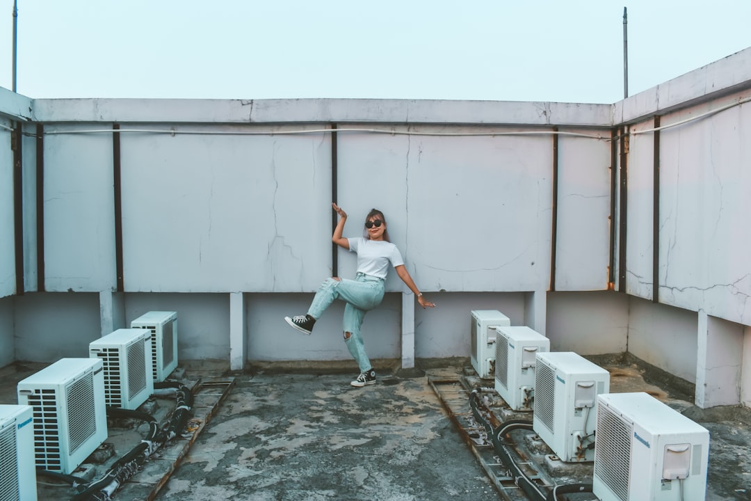 Commercial AC Repair Near Me: How to Choose a Qualified Local Contractor