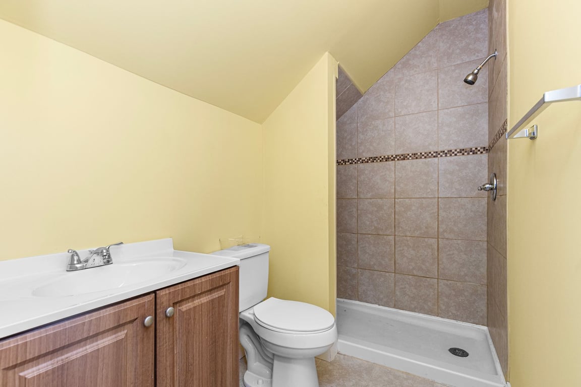 Bathroom Remodel Companies Near Me: How to Compare Contractors Before You Hire