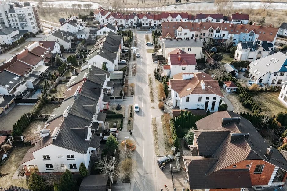 Image describing How to Find the Best Gated Homes for Sale in 2025