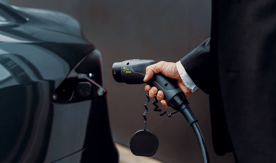 Electric Charging Stations: How to Choose the Right Option for Your EV
