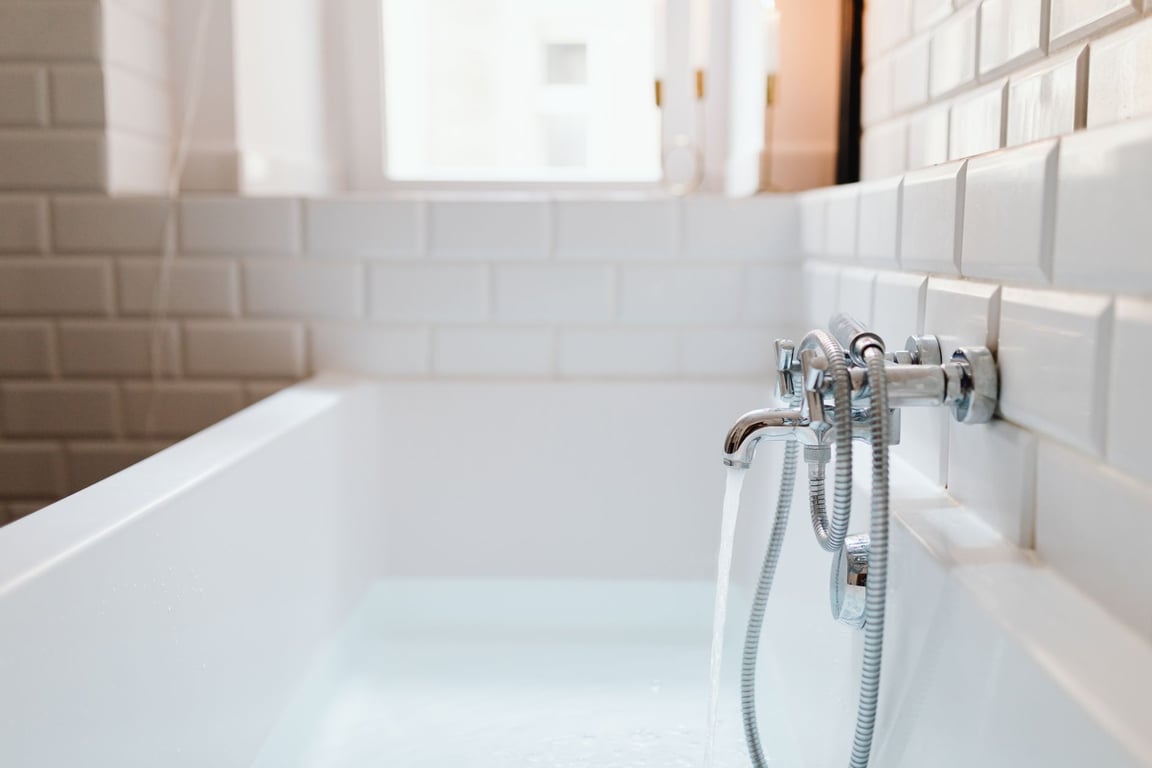 Leaky Bathtub Faucet: Diagnose the Drip Before Replacing the Fixture