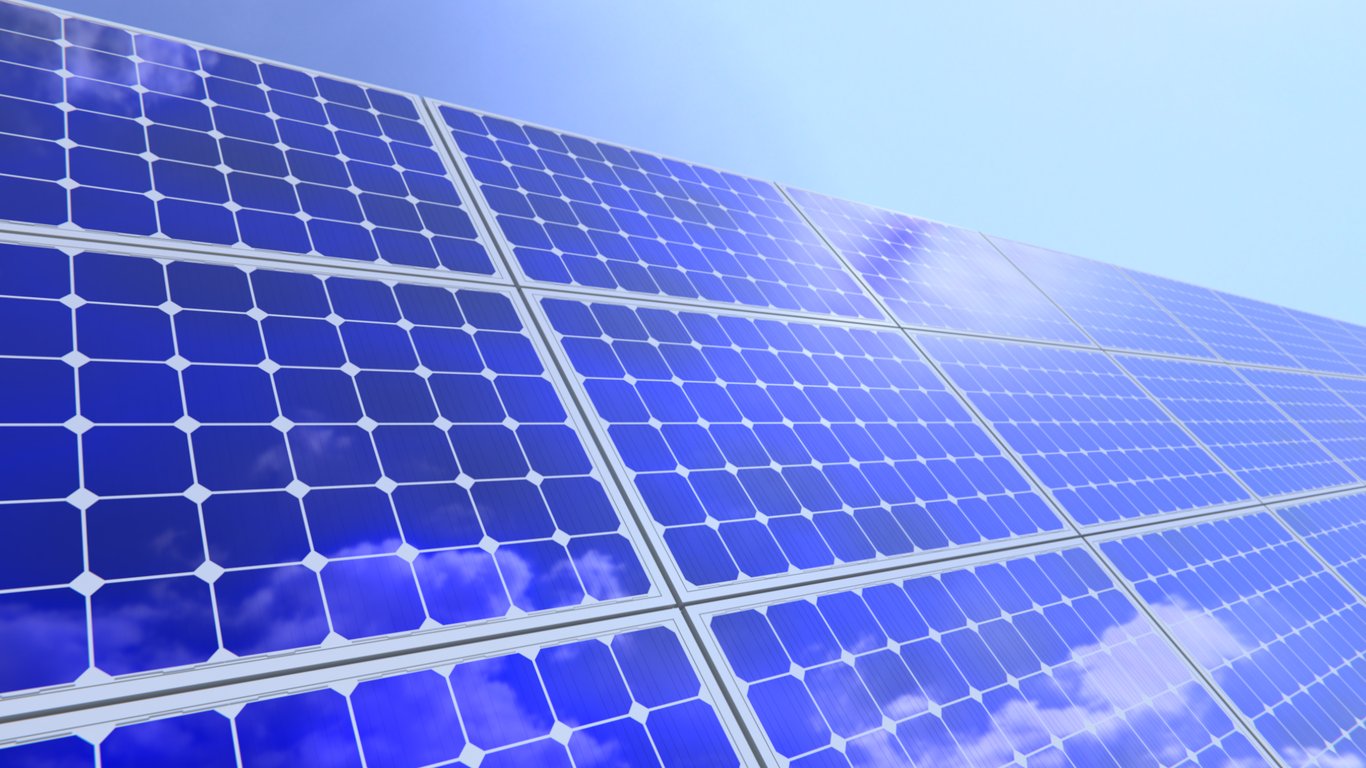residential rooftop solar panels