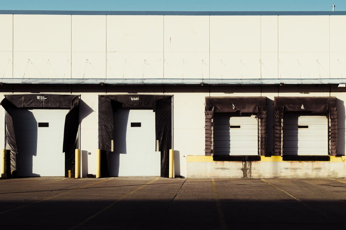 Overhead Door Near Me: How to Choose a Reliable Local Garage Door Provider