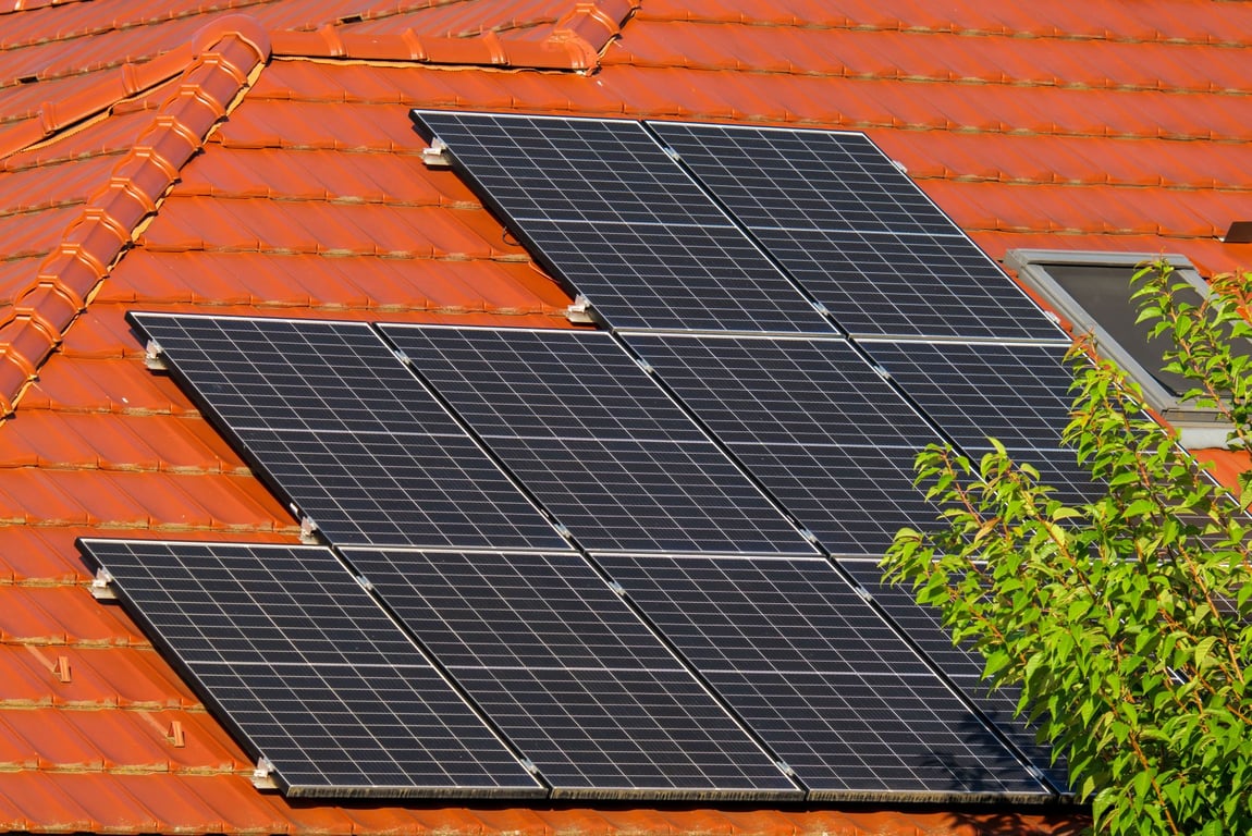 residential rooftop solar panels