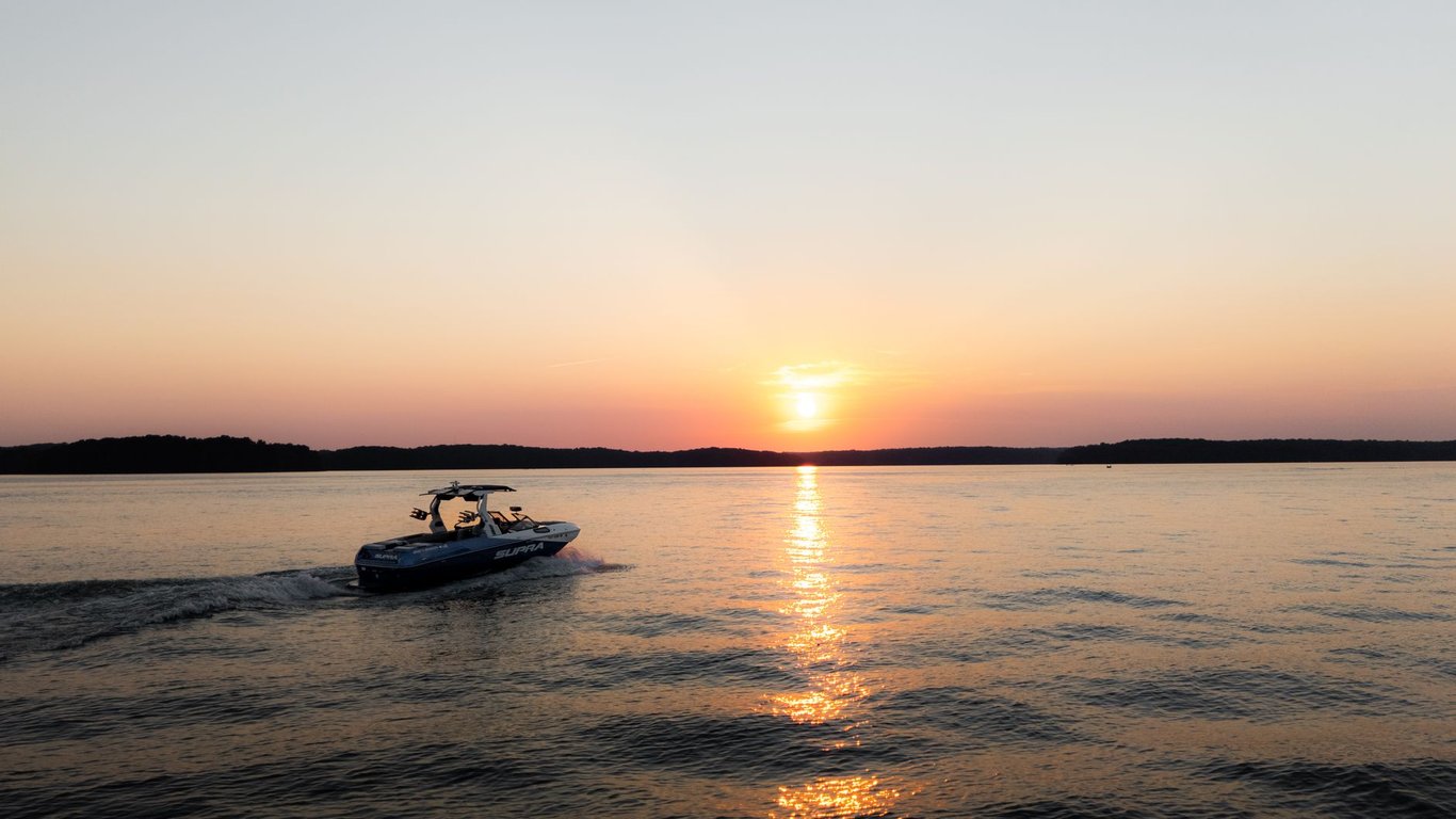 Raymarine Dealers: What to Look for Beyond the Electronics Sale