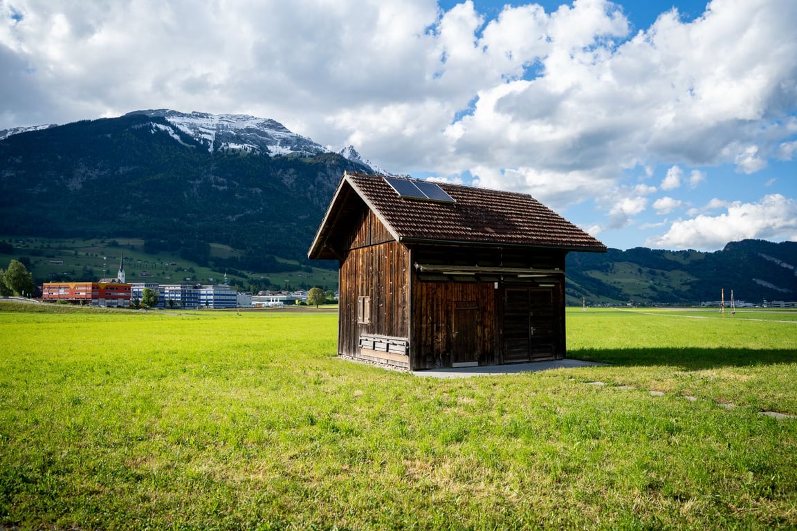 Solar Panel Batteries Cost: What U.S. Homeowners Should Compare Before Buying