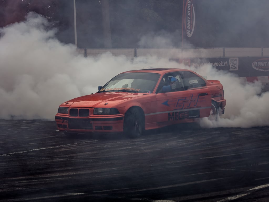 sports car performance tires