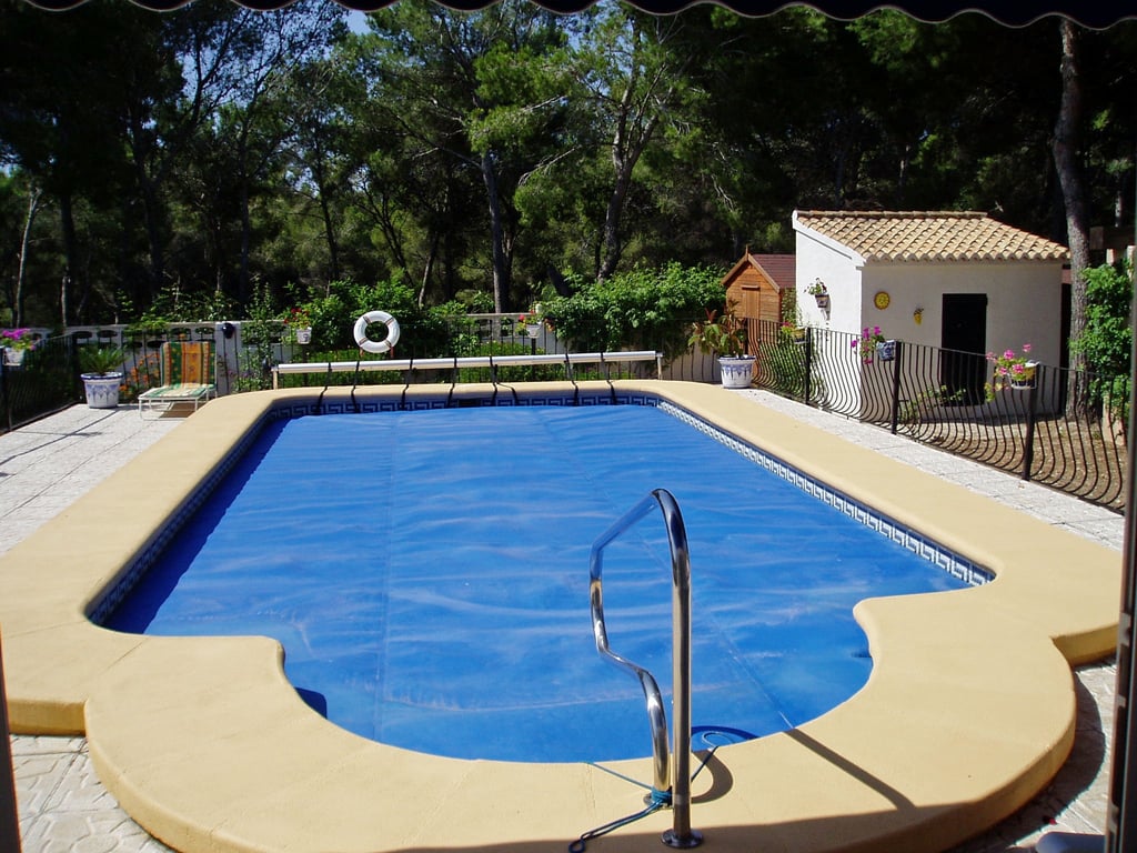 swimming pool maintenance