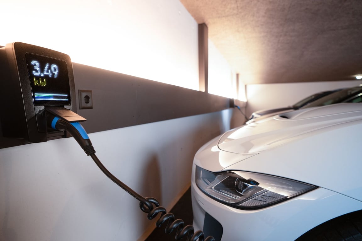 Cost to Charge an Electric Car: What Home and Public Charging Really Cost