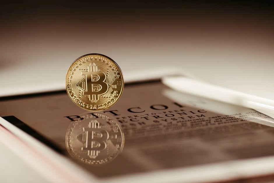 Image describing How to Read the Bitcoin Whitepaper in 2026 Fast & Simple?