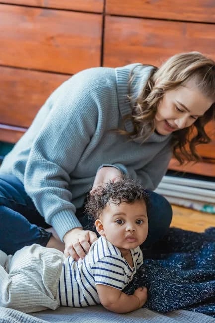 Image describing Top 10 Scholarships for Moms That You Need in 2025