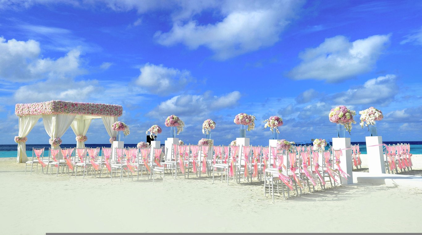 beach canopy setup