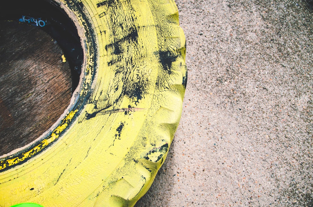Flat Tire Service: When Repair Is Safe, When Replacement Is Smarter