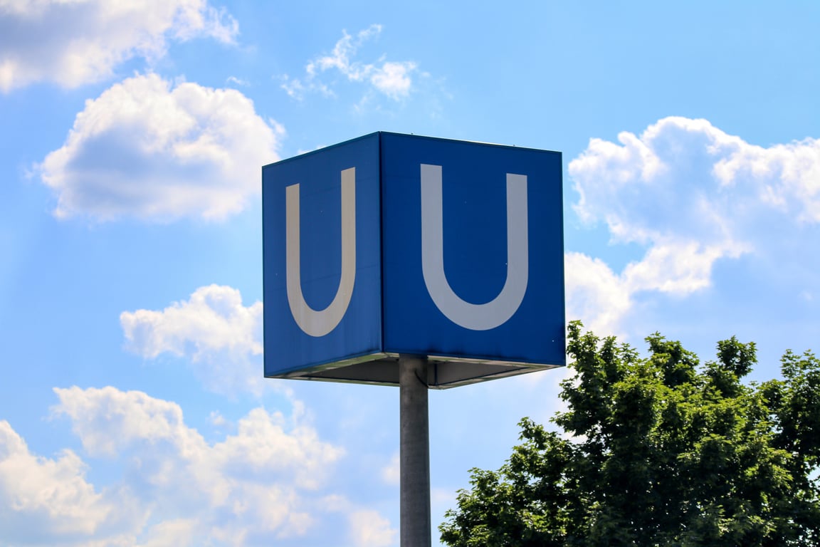 electric vehicle charging station