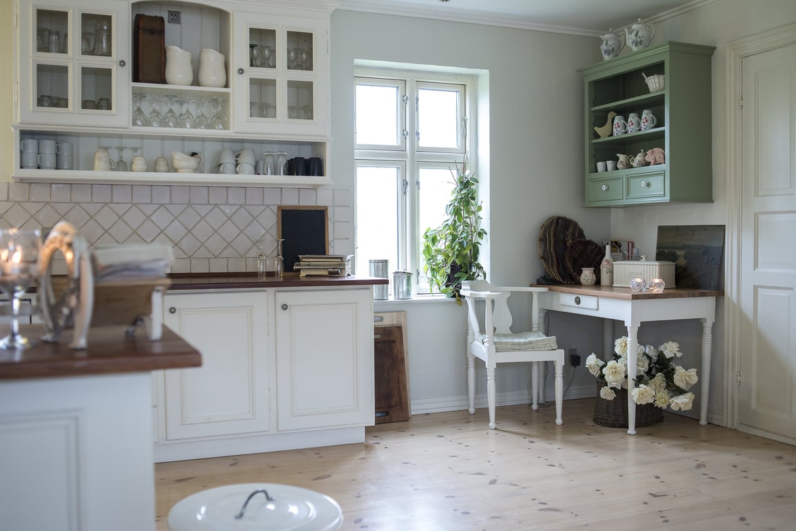 kitchen cabinet refinishing
