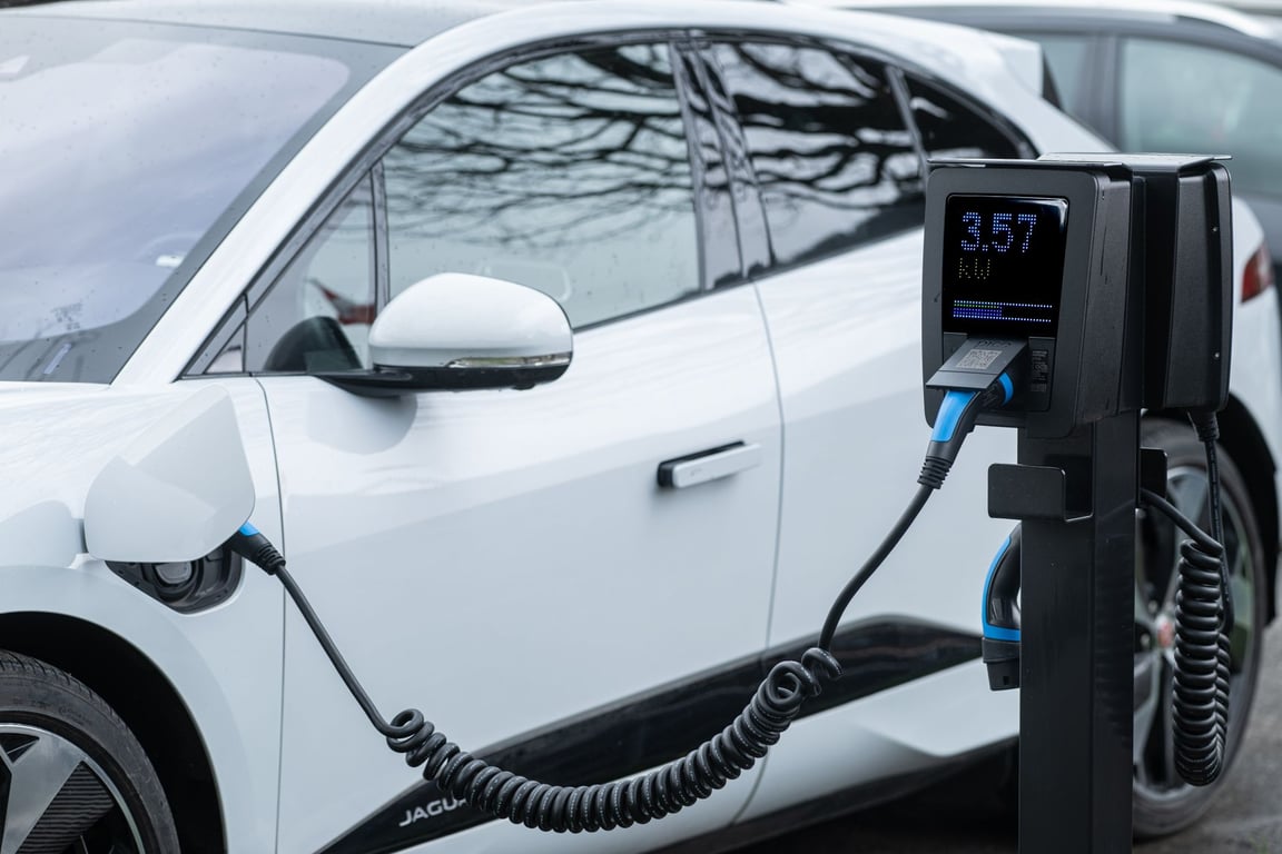 EV Charging Station Repair: When to Troubleshoot, Call a Pro, or Replace It