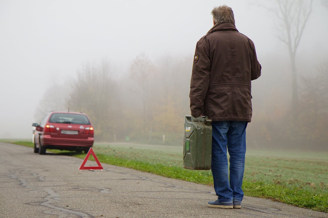 boat trailer roadside breakdown