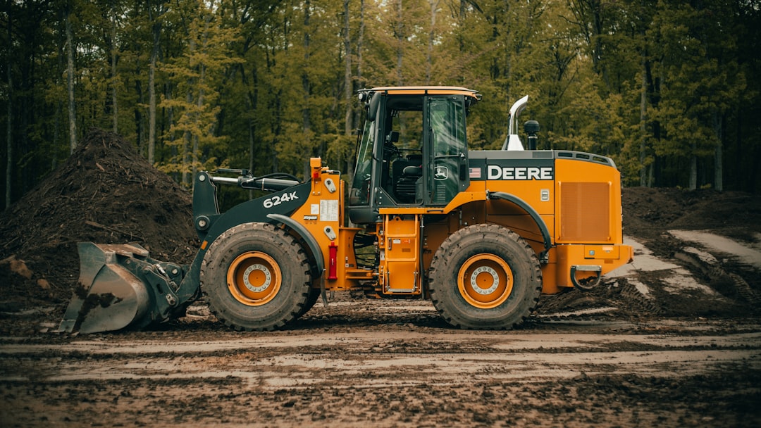 Wheel Loader Buying Guide: Match Capacity, Costs, and Jobsite Needs