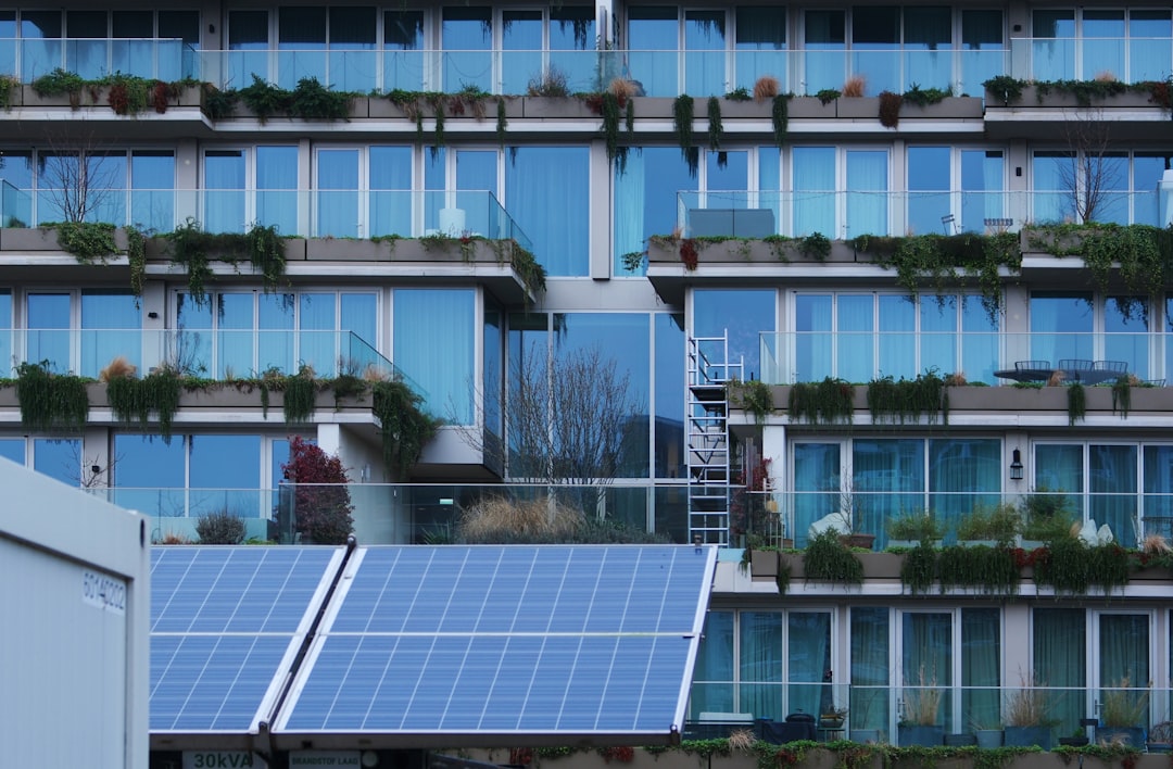 Solar System Repair: How Homeowners Can Diagnose Issues and Choose the Right Fix