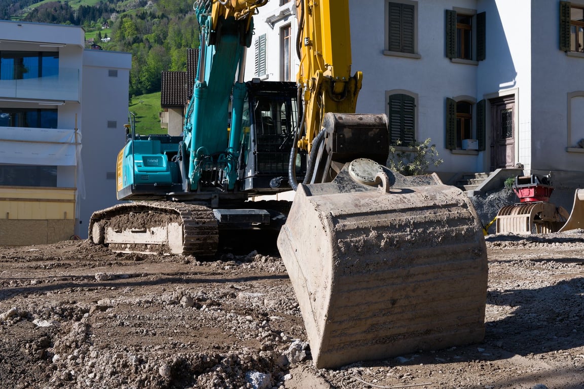 Rent a Backhoe for a Day Near Me: What to Check Before Booking