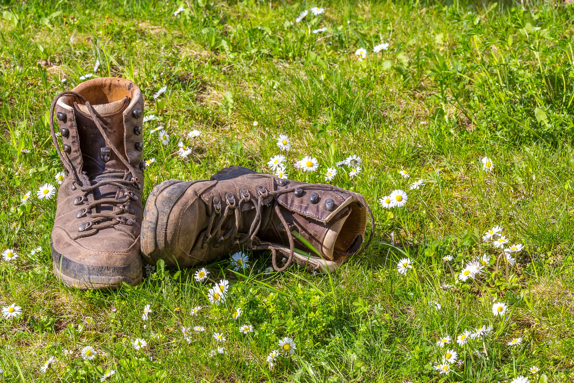 hiking boots fitting