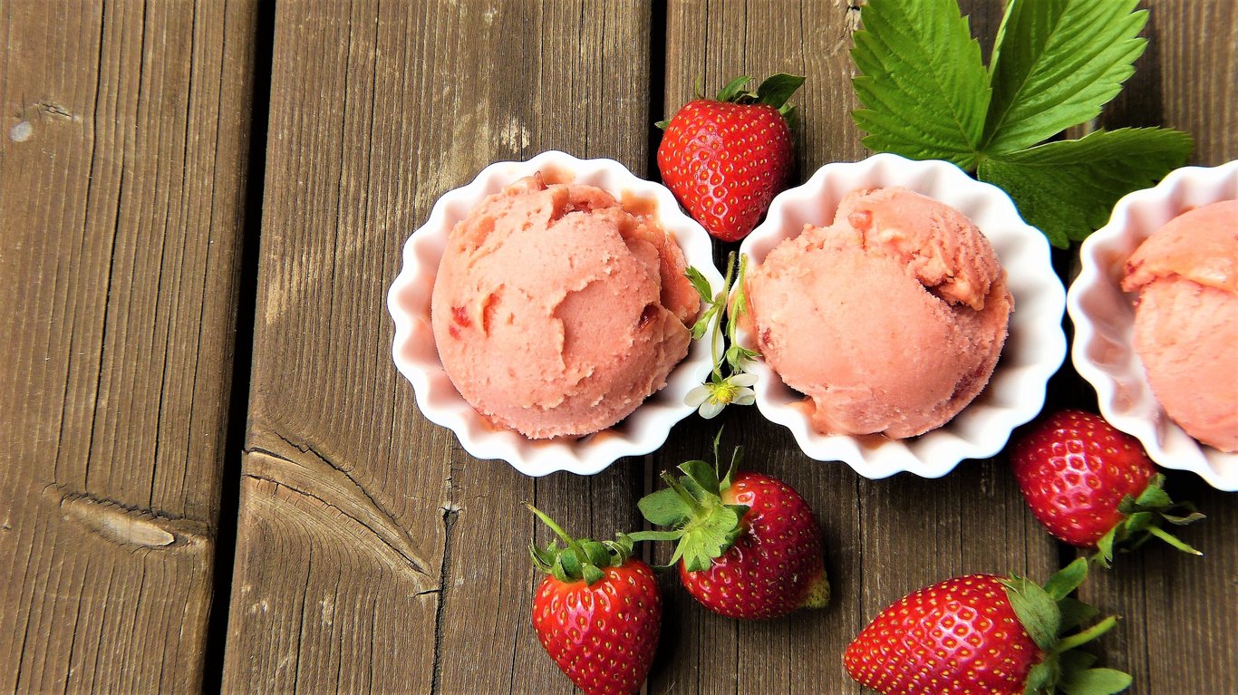 Clarabelle’s Hand-Scooped Ice Cream